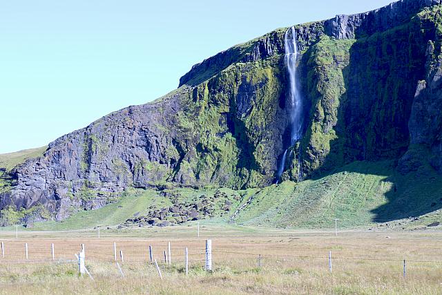 7Y8A5892